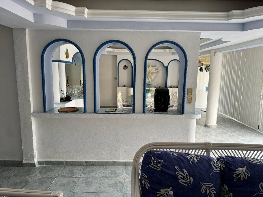 Blue Coast With Pool And Ocean View 10 To 35 P Villa อากาปุลโก ภายนอก รูปภาพ